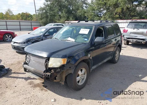 2010 Ford Escape Xlt из США, поврежденный, VIN 1FMCU0DG0AKA05225